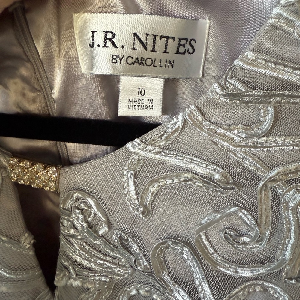 NWT J. R. Nites by Caroline formal event dress size 10 original cost $99